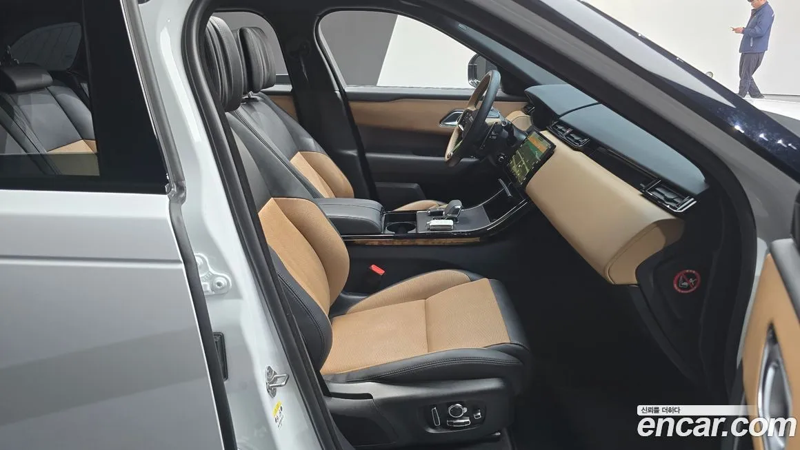 Land Rover Range Rover Velar 2024 из KR, фото 8