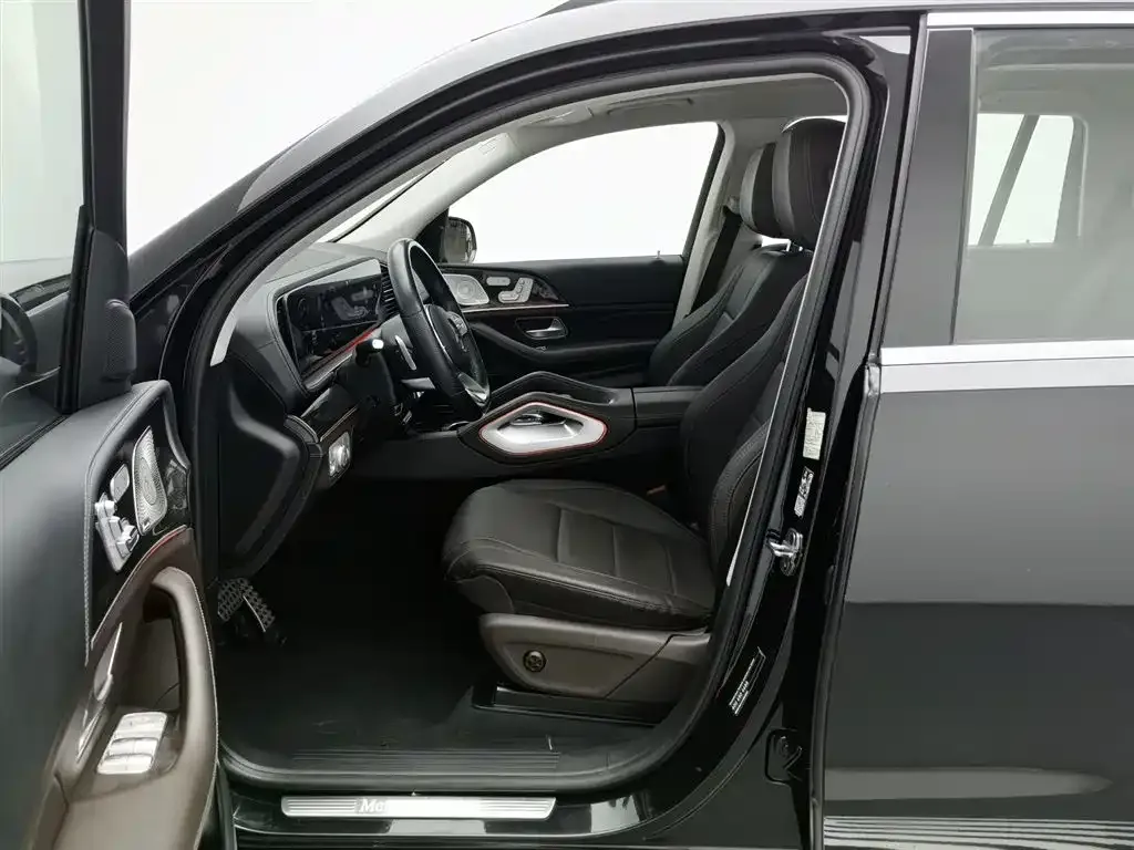 Mercedes-Benz GLS 2023 из CN, фото 7