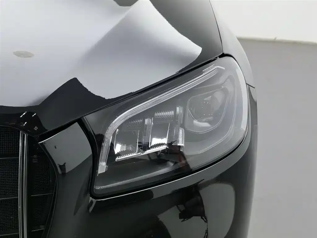 Mercedes-Benz GLS 2023 из CN, фото 5