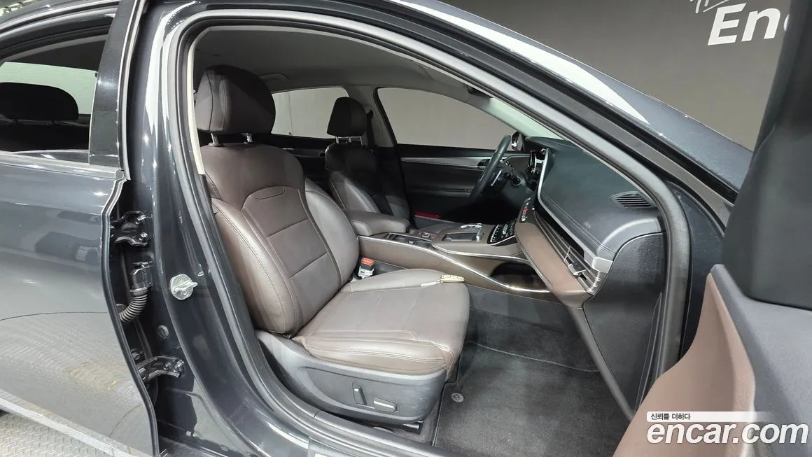 Hyundai Grandeur — фото 10