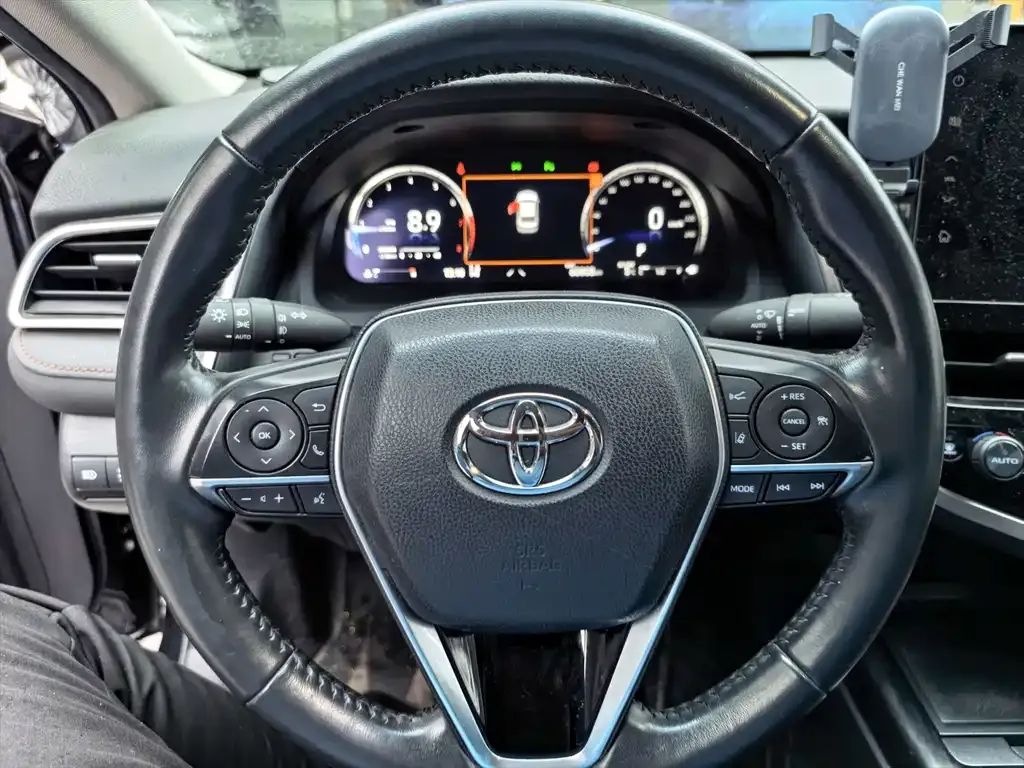 Toyota Camry 2021 из CN, фото 4