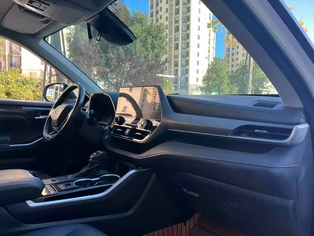 Toyota Highlander 2021 из CN, фото 2