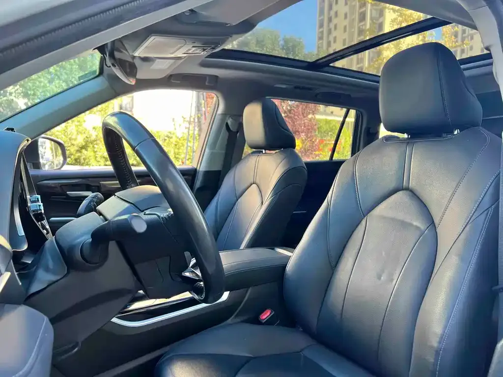 Toyota Highlander 2021 из CN, фото 6