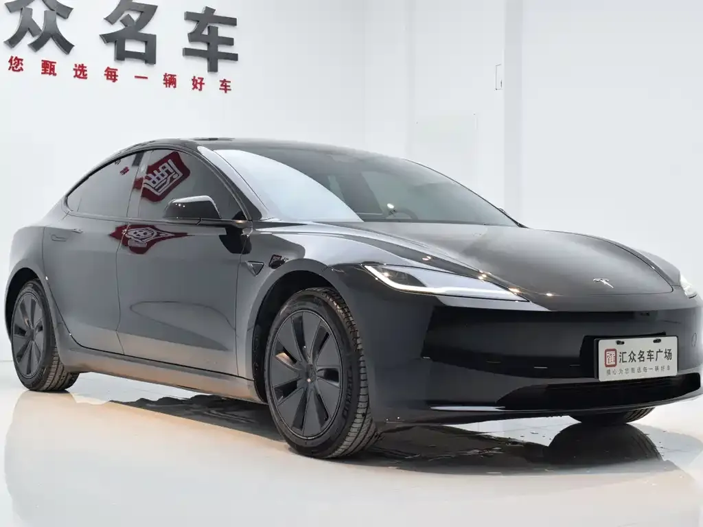 Tesla Model 3 — фото 6