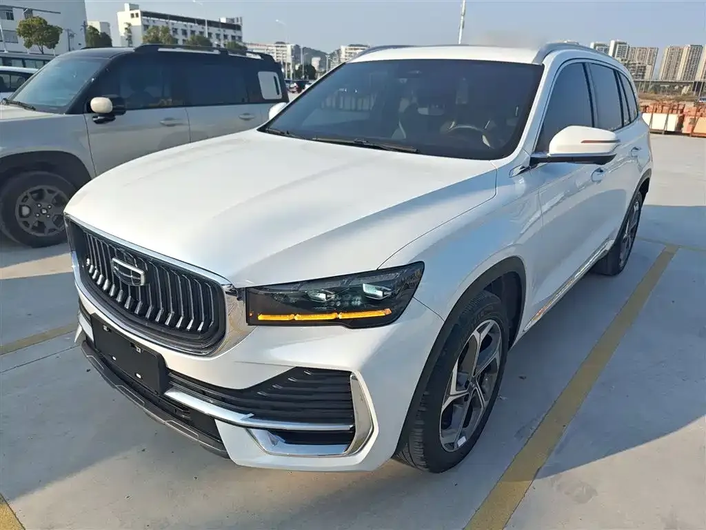 Geely Xingyue L — фото 1