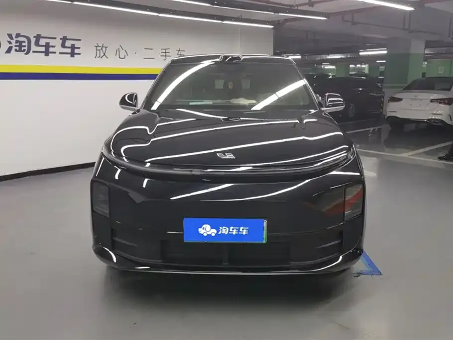 Li Auto L6 — фото 8