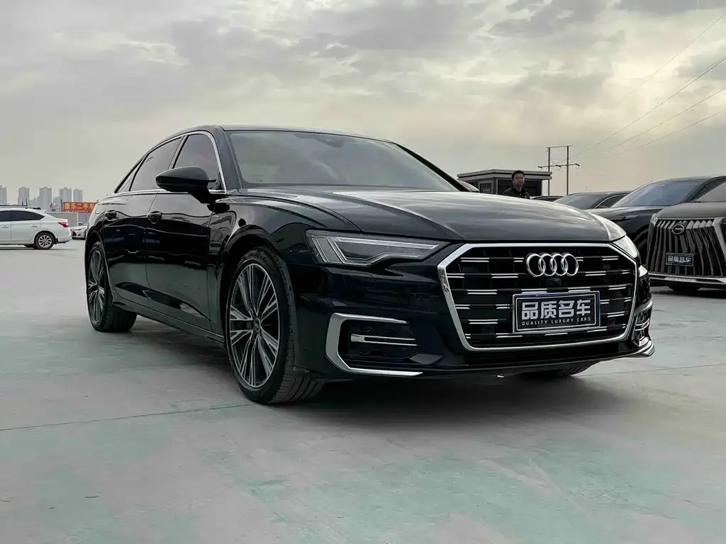 Audi A6L — фото 9