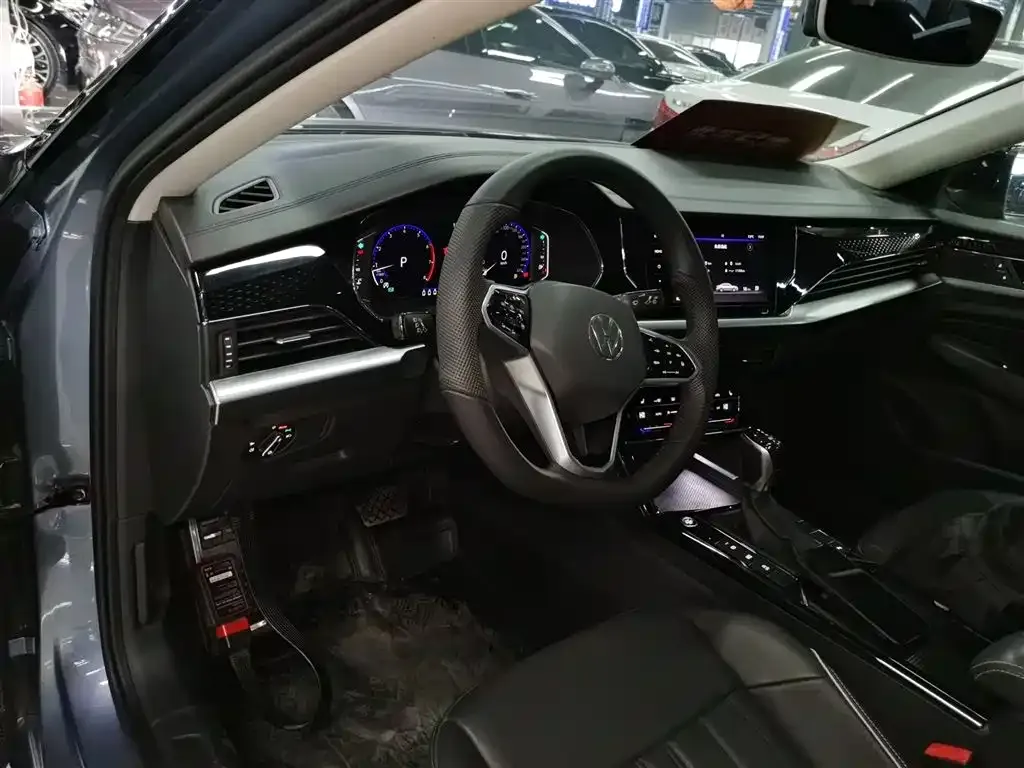 Volkswagen Passat — фото 4