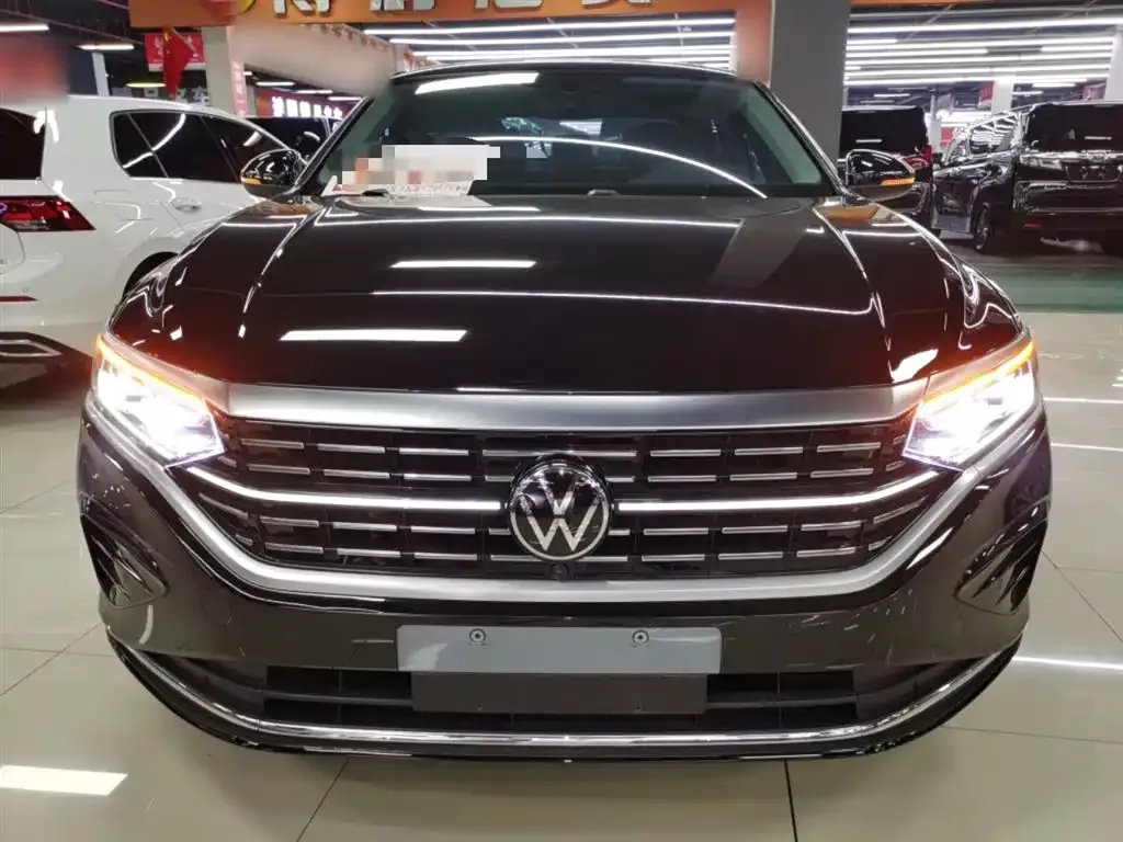 Volkswagen Passat — фото 8
