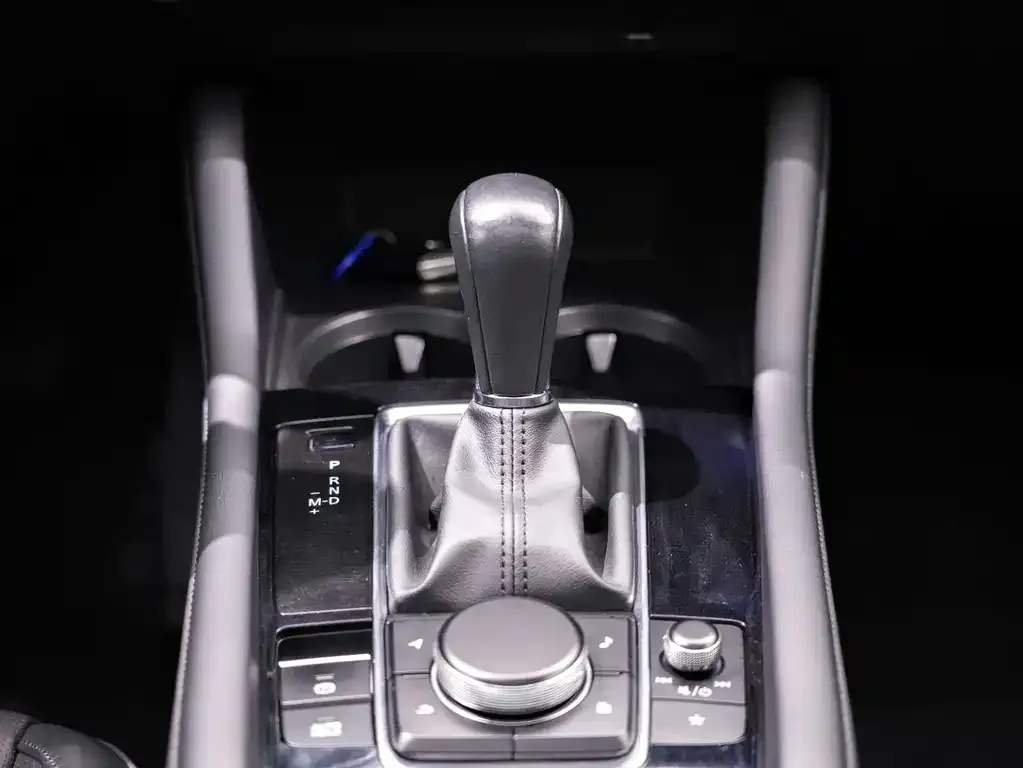 Mazda 3 Axela 2021 из CN, фото 5