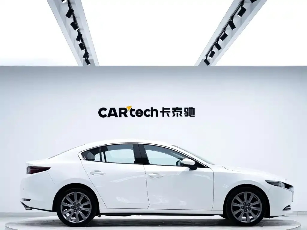 Mazda 3 Axela 2021 из CN, фото 6