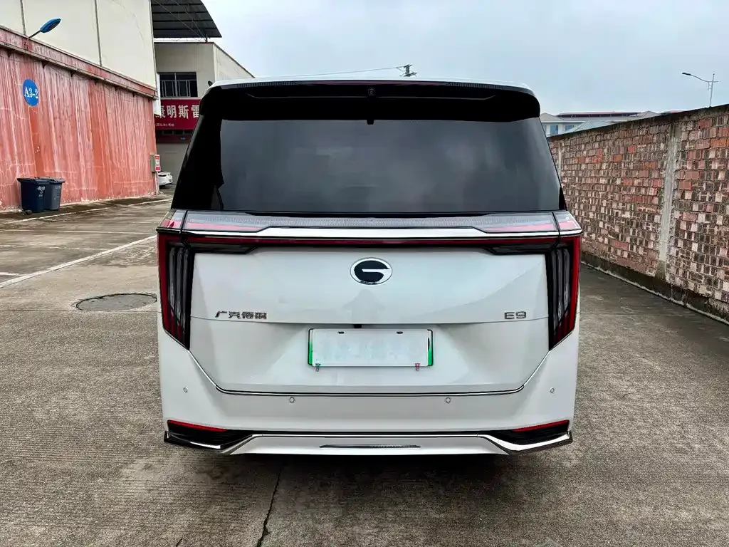 GAC Motor Trumpchi E9 — фото 9