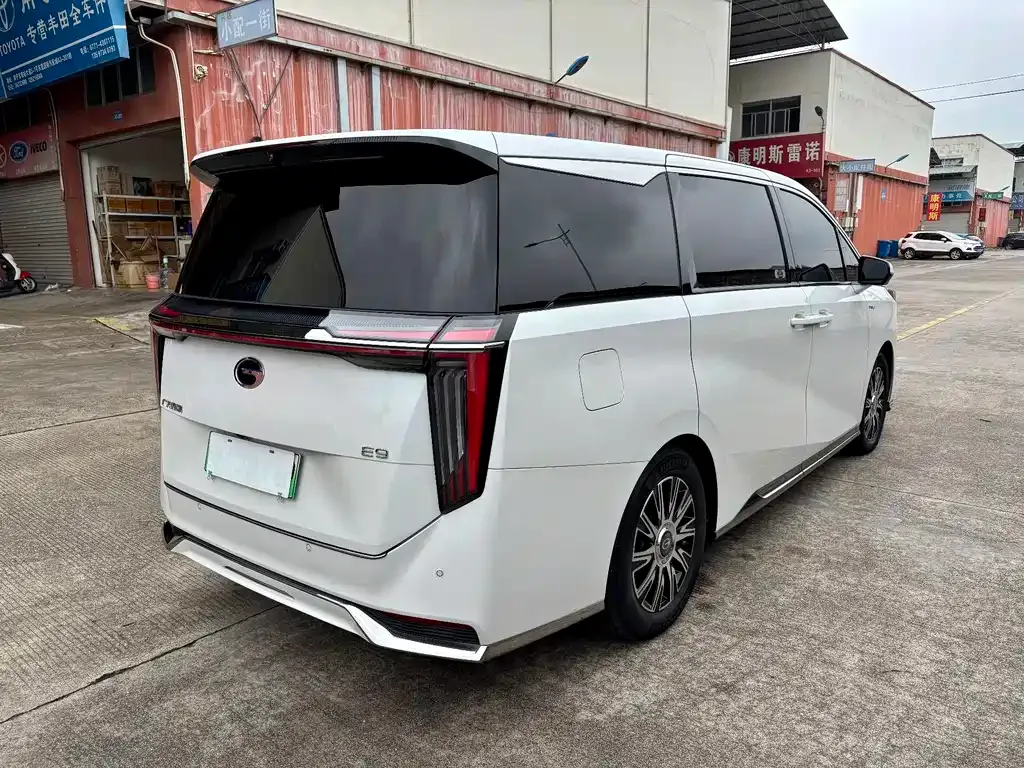 GAC Motor Trumpchi E9 — фото 8