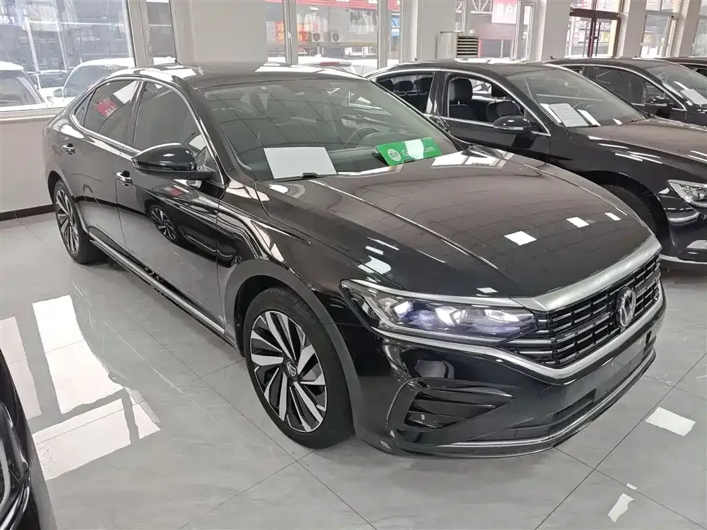 Volkswagen Passat — фото 7