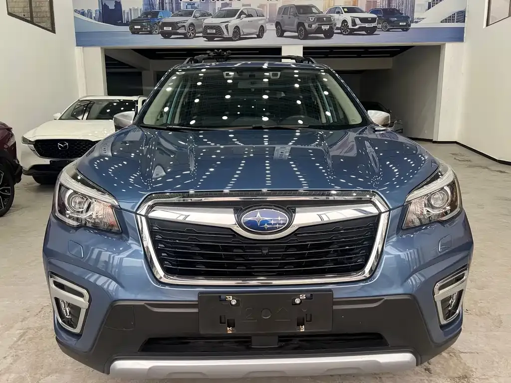 Subaru Forester — фото 5