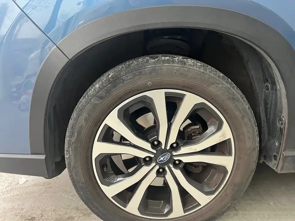 Subaru Forester — фото 7