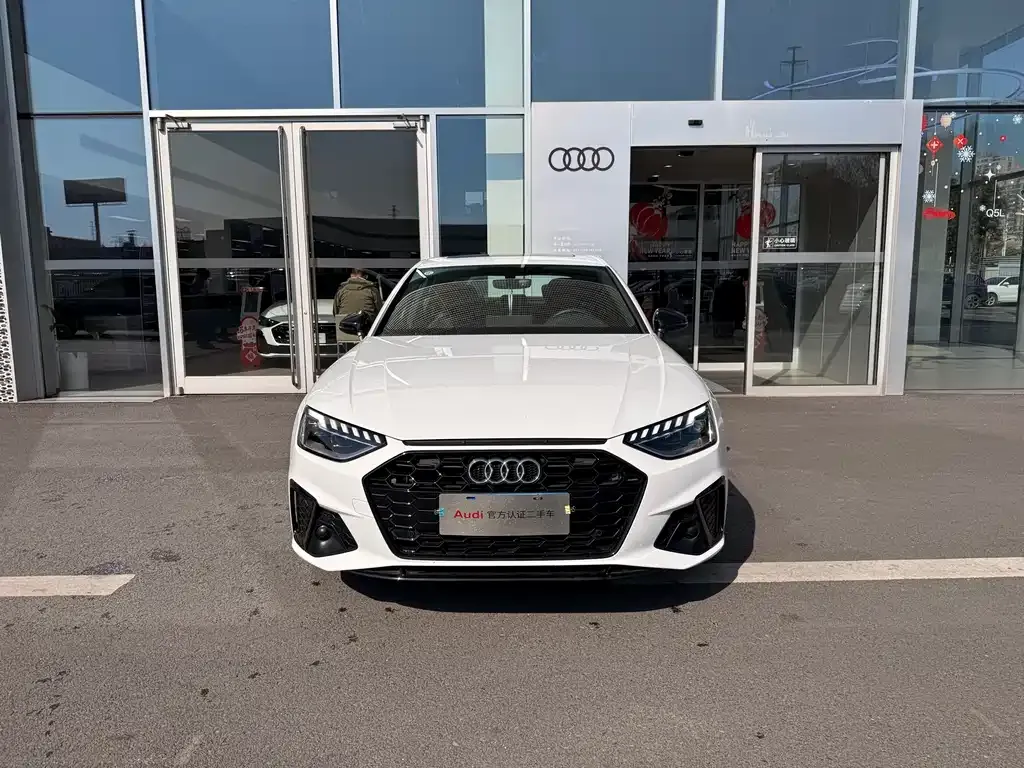 Audi A4L 2024 из CN, фото 3