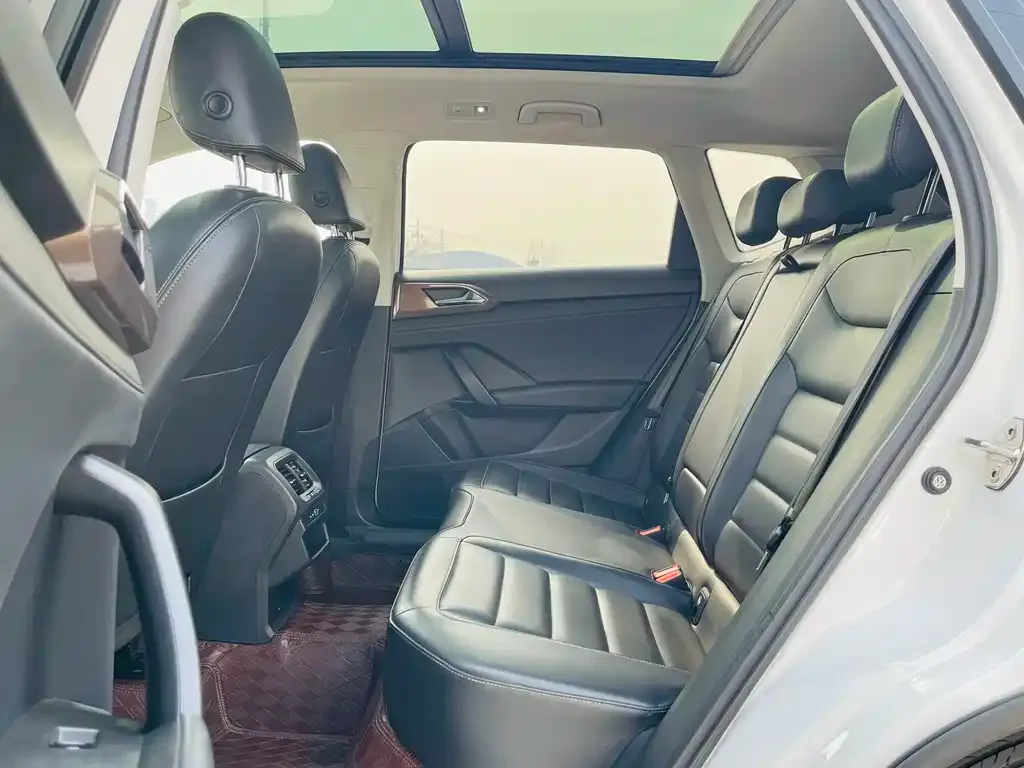 Volkswagen Tharu 2021 из CN, фото 2