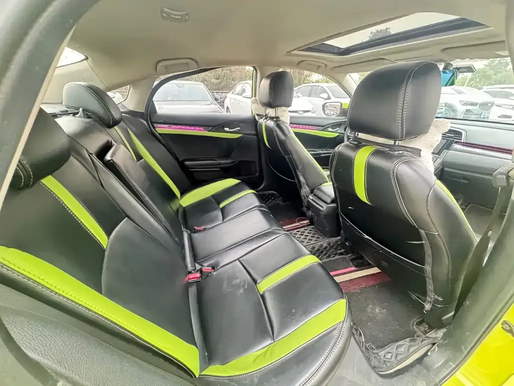 Honda Civic 2021 из CN, фото 2