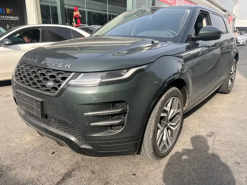 Land Rover Evoque — фото 1