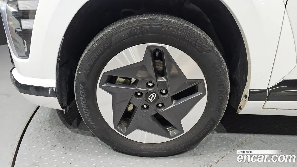 Hyundai Kona 2023 из KR, фото 9