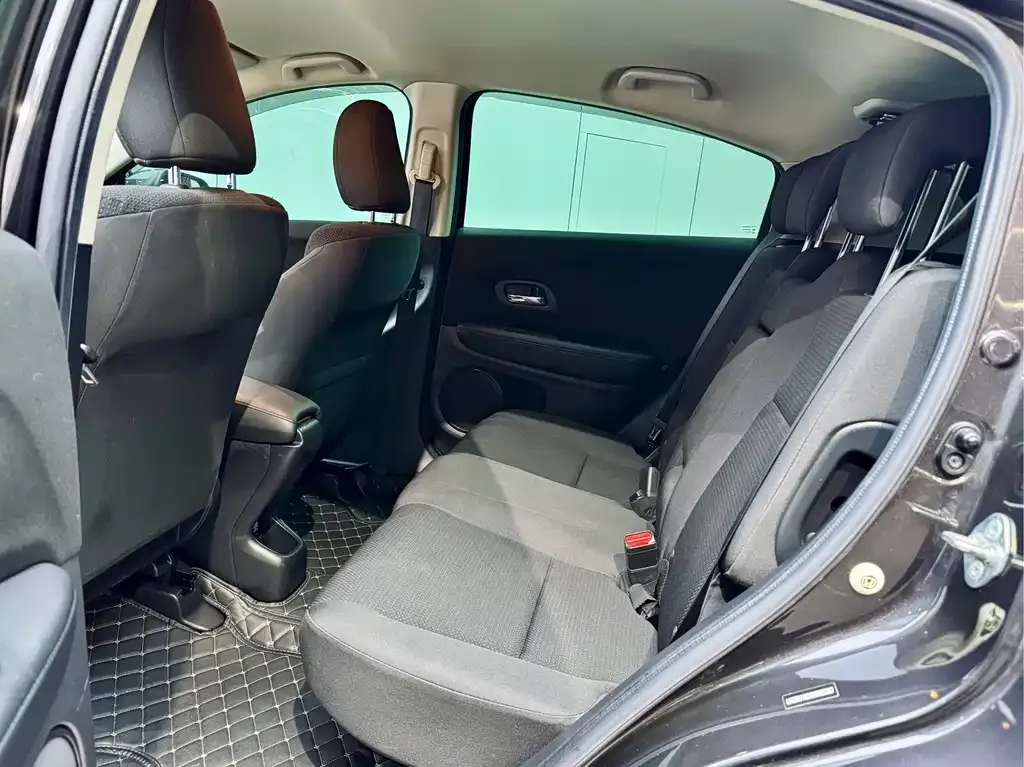 Honda Vezel 2021 из CN, фото 4