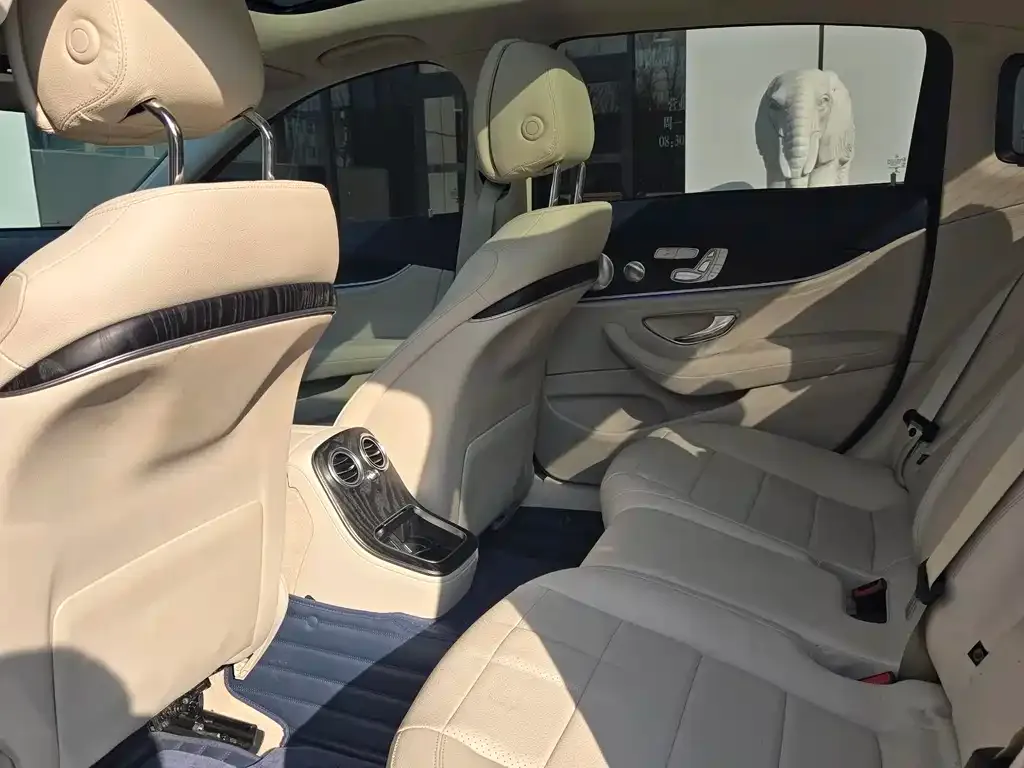 Mercedes-Benz E-Class 2021 из CN, фото 2