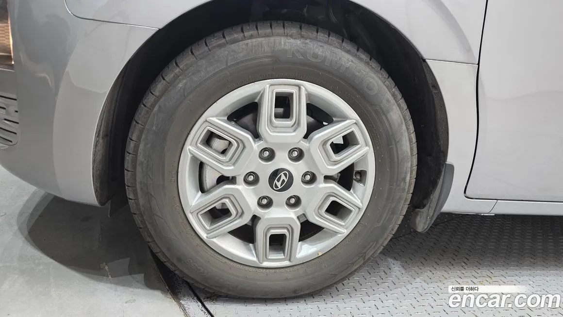 Hyundai Staria — фото 6