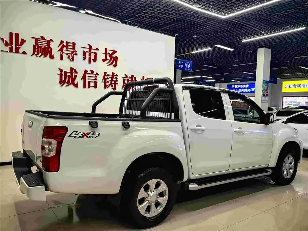 Isuzu RE-MAX 2024 из CN, фото 5