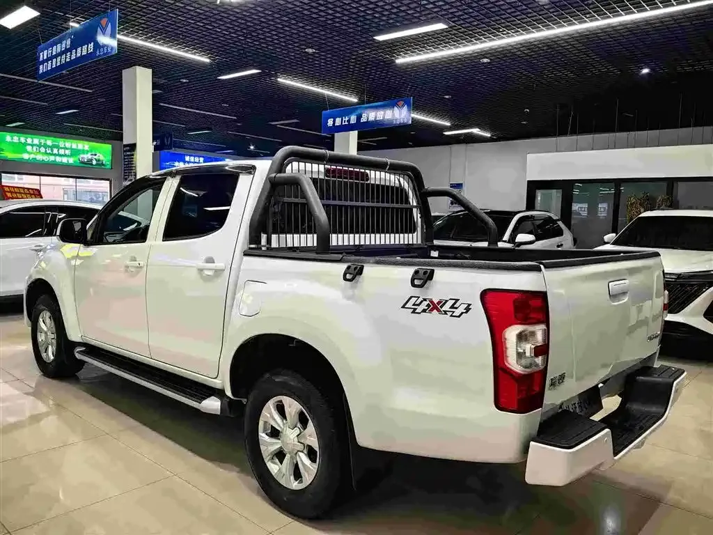 Isuzu RE-MAX 2024 из CN, фото 4