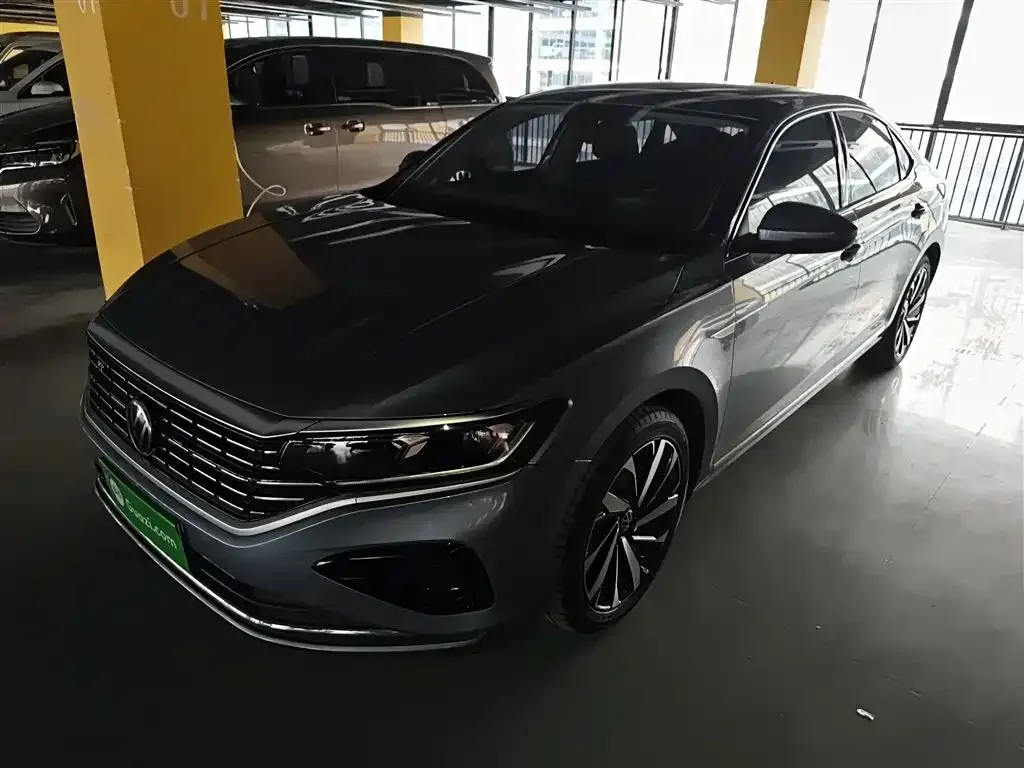 Volkswagen Passat — фото 9
