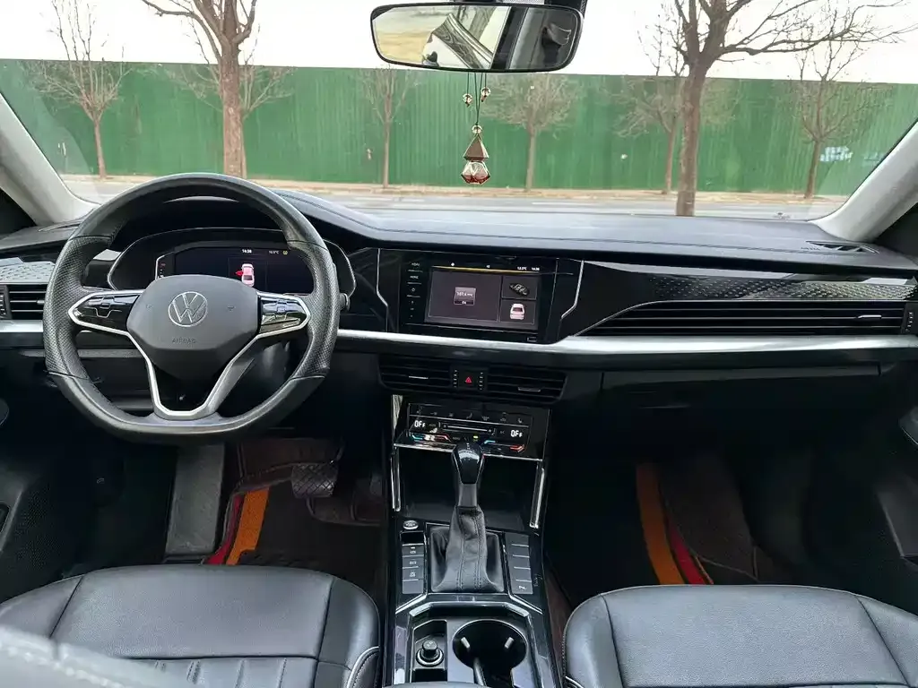 Volkswagen Passat — фото 5