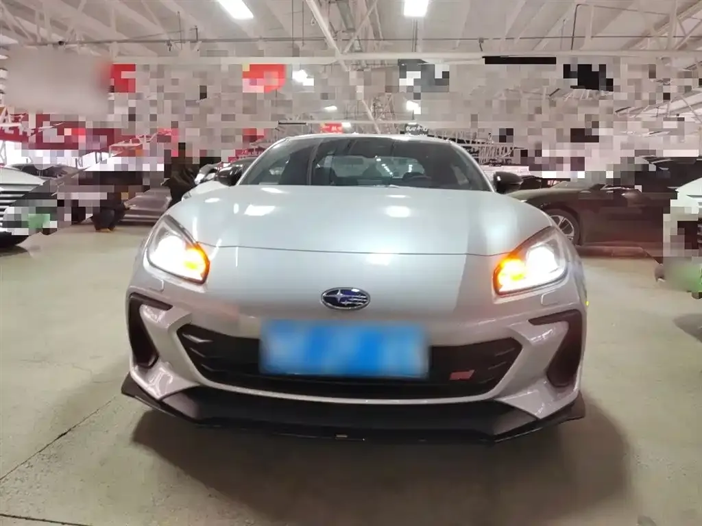 Subaru BRZ — фото 2