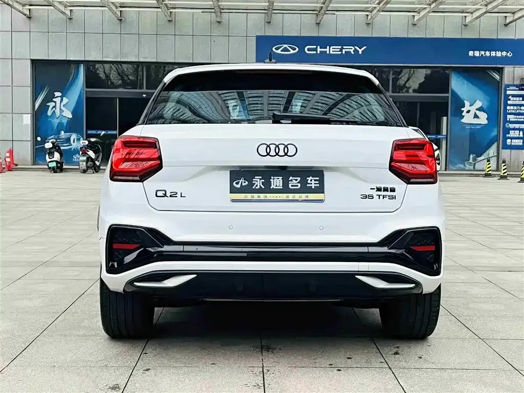Audi Q2L 2024 из CN, фото 4