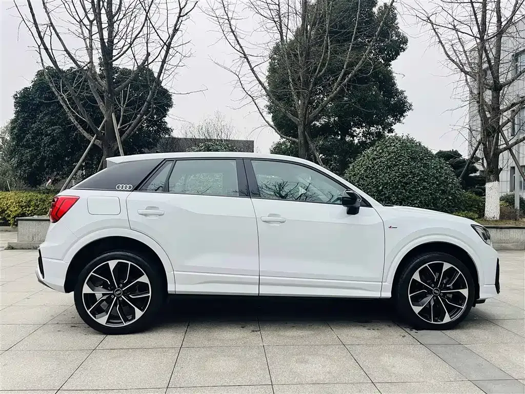 Audi Q2L 2024 из CN, фото 8