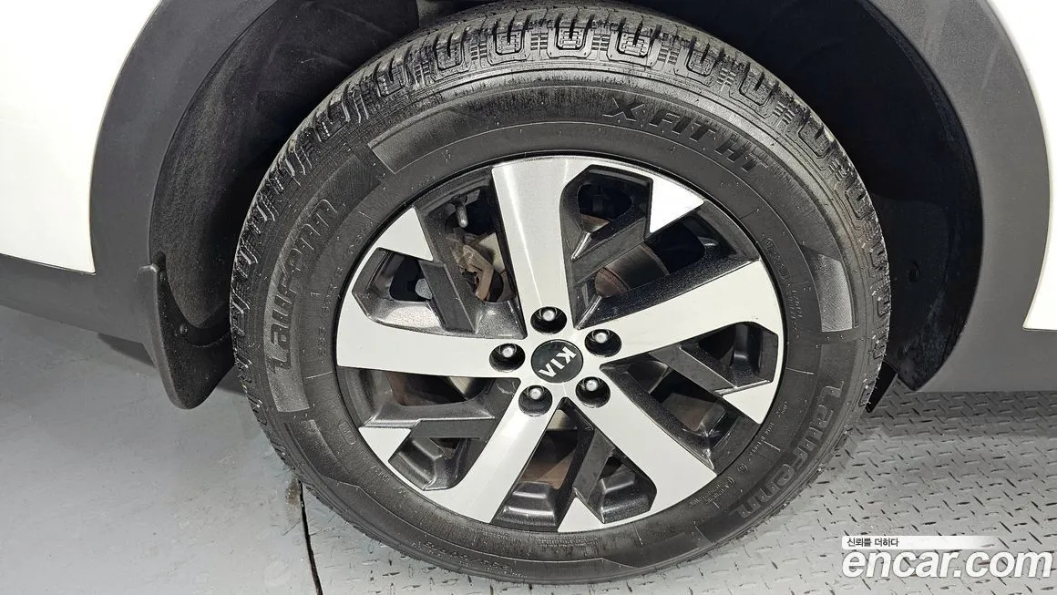 Kia Sorento — фото 3