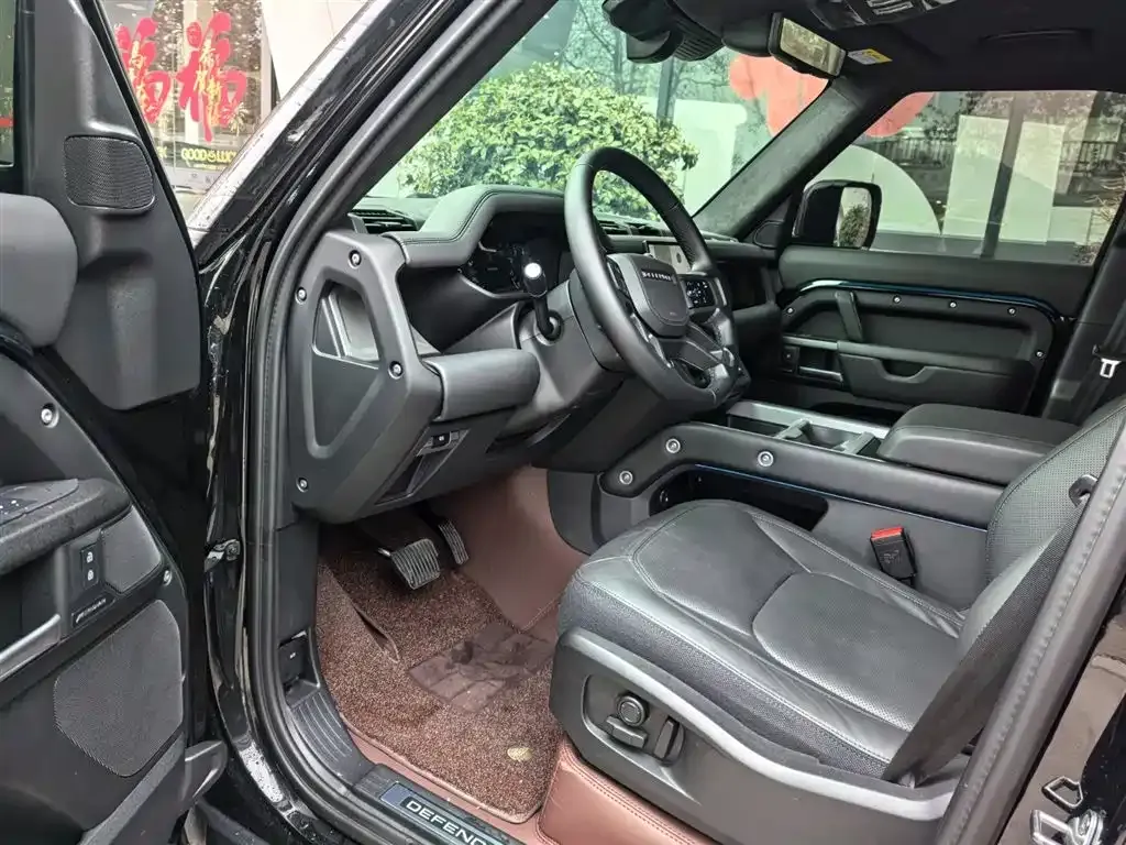 Land Rover Defender 2024 из CN, фото 8