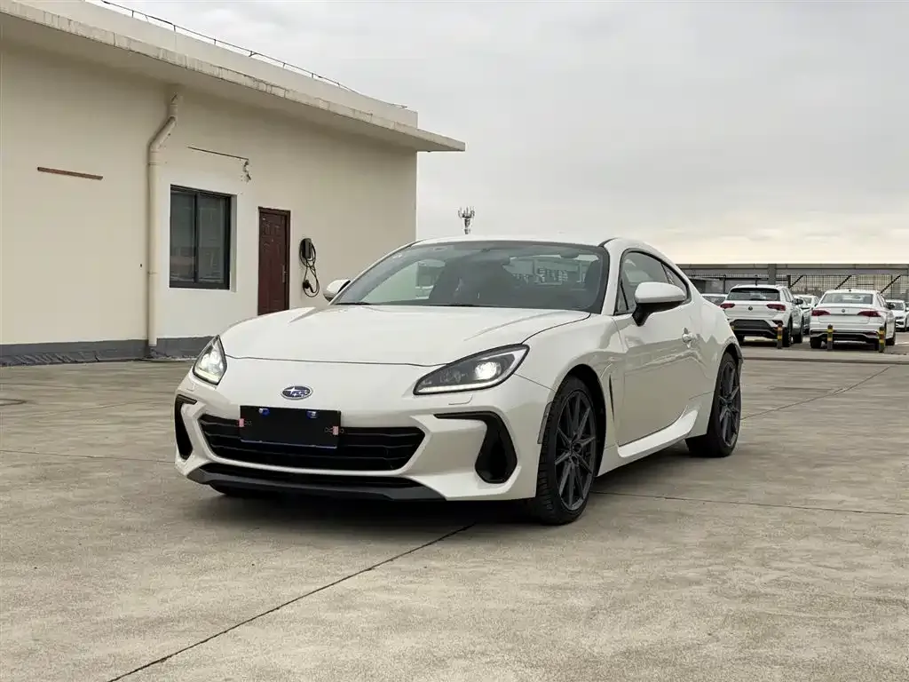Subaru BRZ 2022 из CN, фото 1