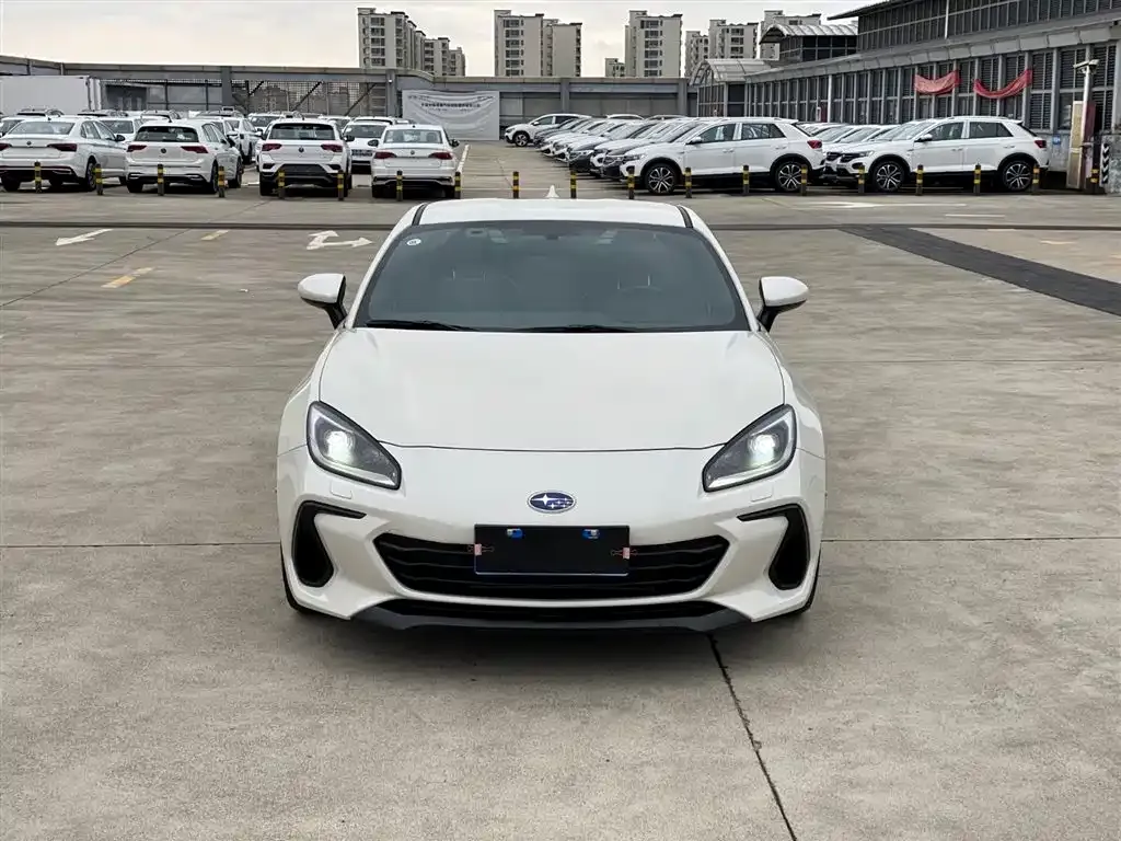 Subaru BRZ 2022 из CN, фото 5