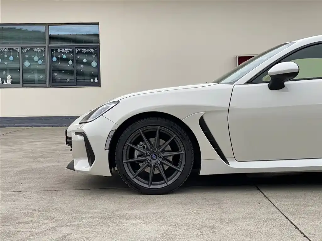 Subaru BRZ 2022 из CN, фото 3