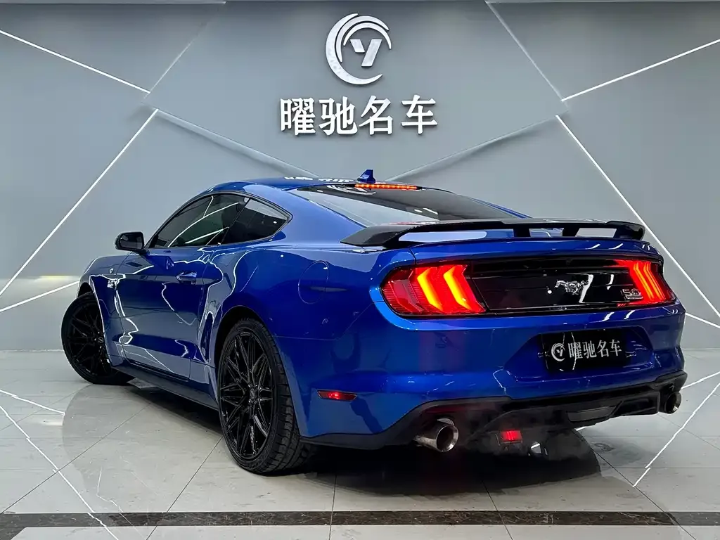 Ford Mustang 2022 из CN, фото 8