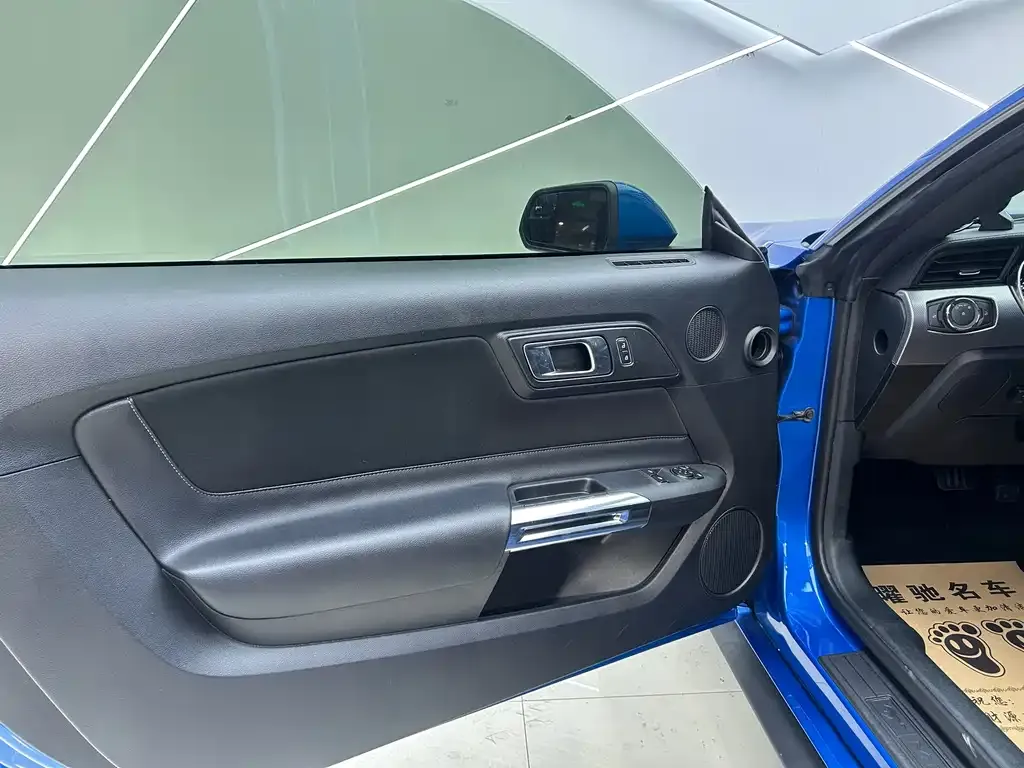 Ford Mustang 2022 из CN, фото 3