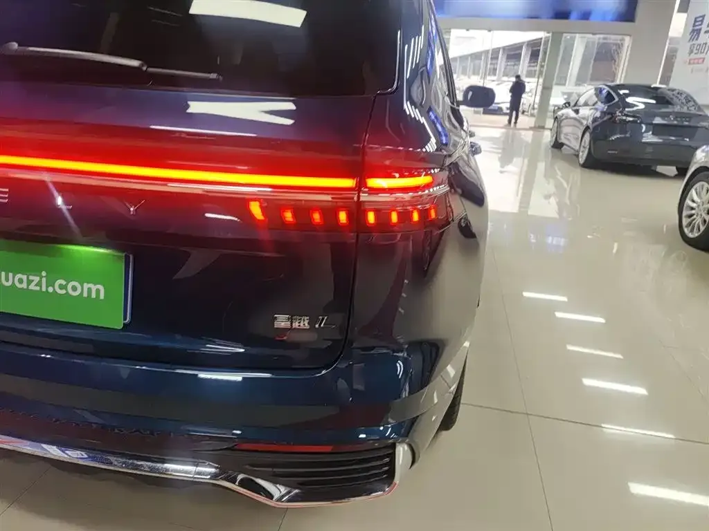 Geely Xingyue L — фото 2