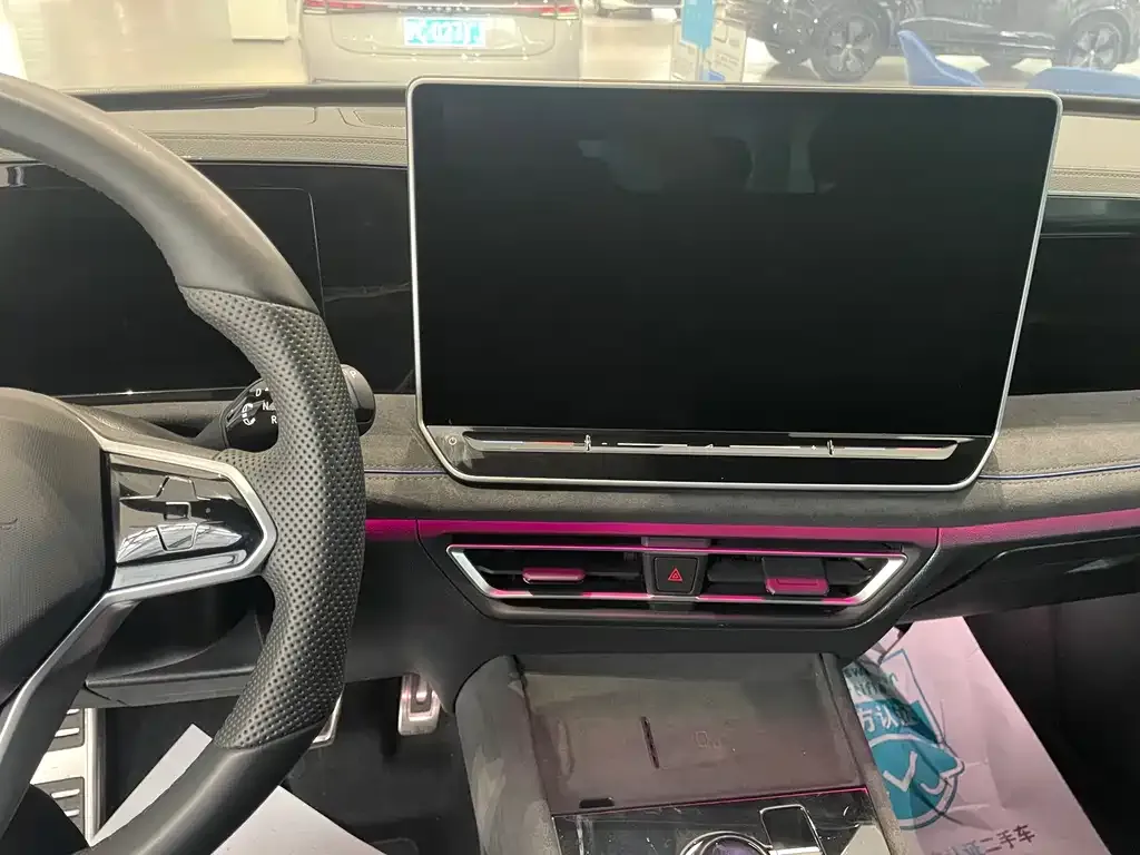Volkswagen Tiguan L 2024 из CN, фото 3