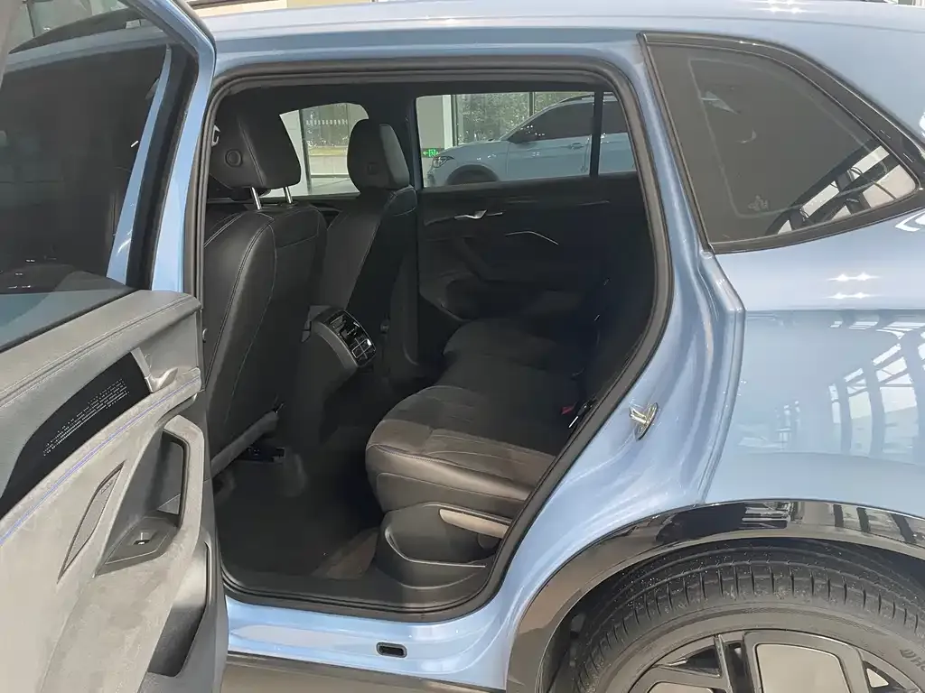 Volkswagen Tiguan L 2024 из CN, фото 8