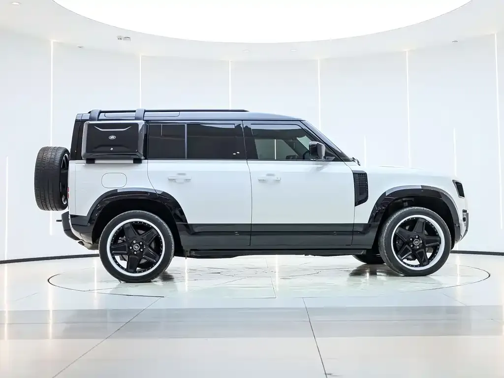 Land Rover Defender — фото 4