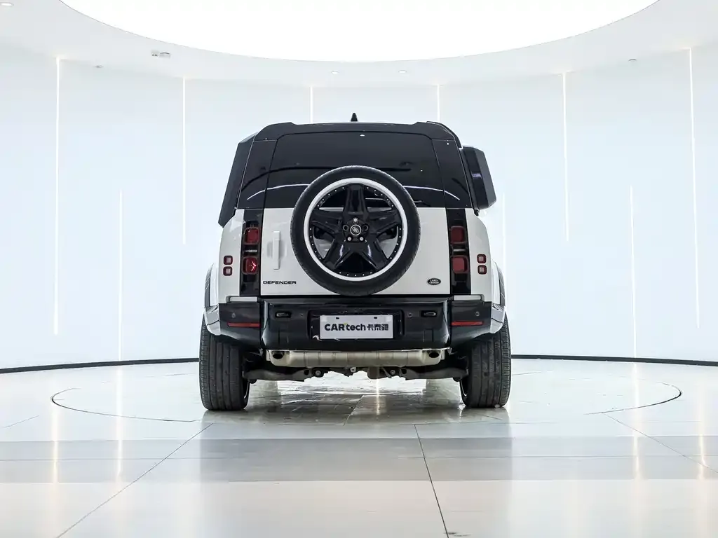 Land Rover Defender — фото 3