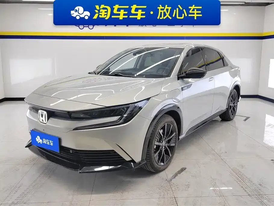 Honda e:NP2 2025 из CN, фото 1
