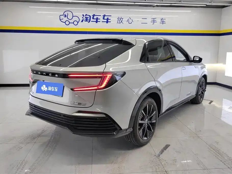 Honda e:NP2 2025 из CN, фото 9