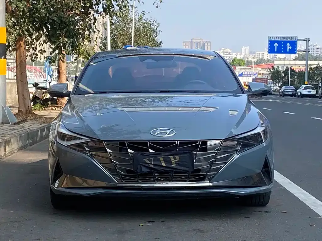 Hyundai Elantra 2022 из CN, фото 3